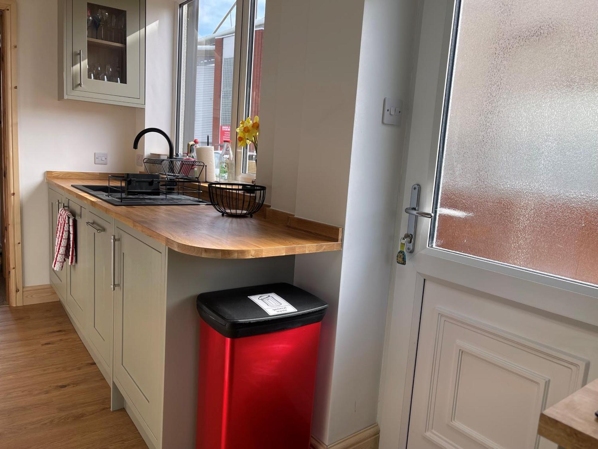45 Mold Road Apartment Рексъм Екстериор снимка